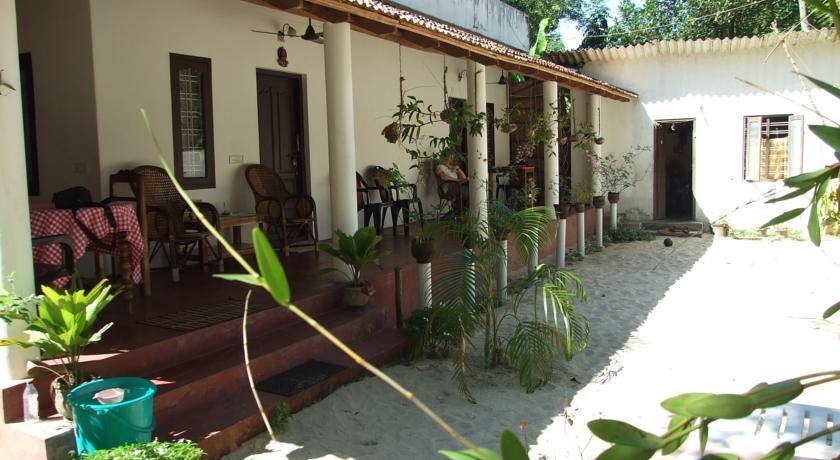 Marari Leena Beach House, Mararikulam 5